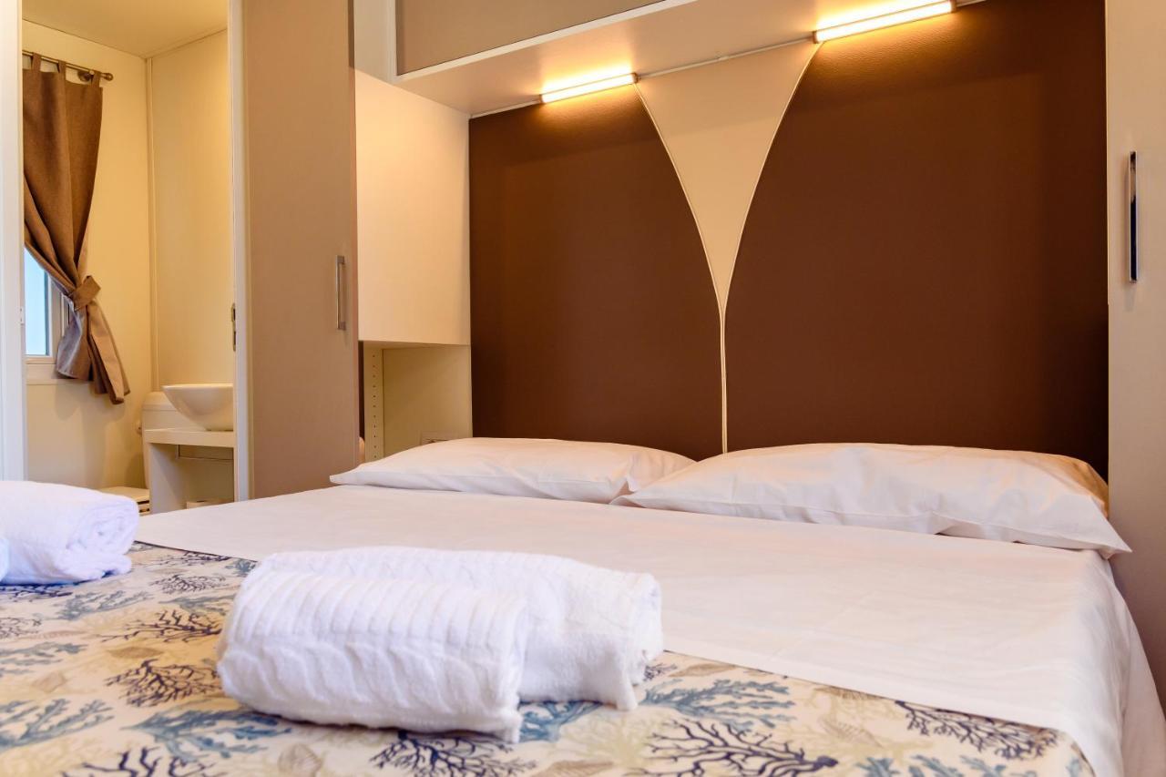 Camping La Scogliera Santa Cesarea Terme Exteriör bild