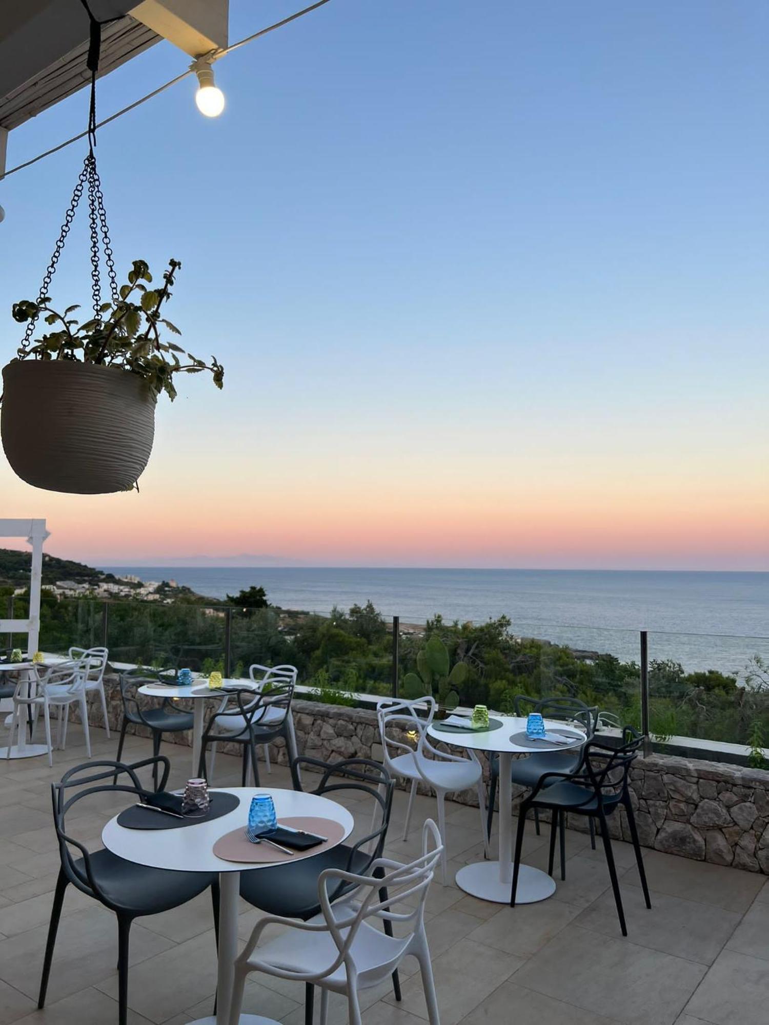 Camping La Scogliera Santa Cesarea Terme Exteriör bild