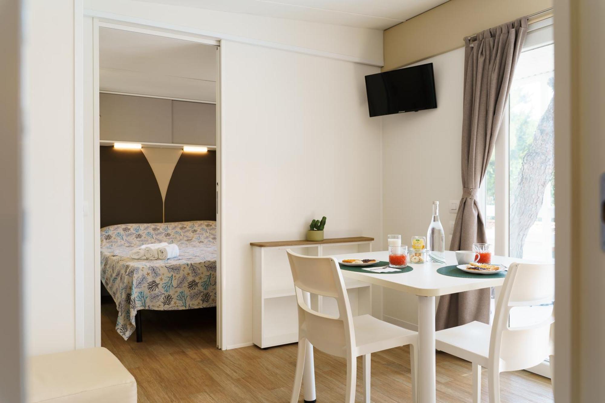 Camping La Scogliera Santa Cesarea Terme Exteriör bild