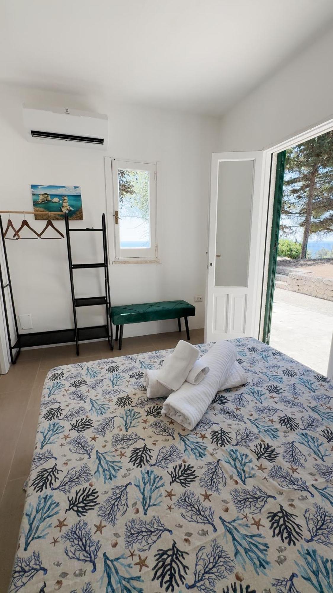 Camping La Scogliera Santa Cesarea Terme Exteriör bild